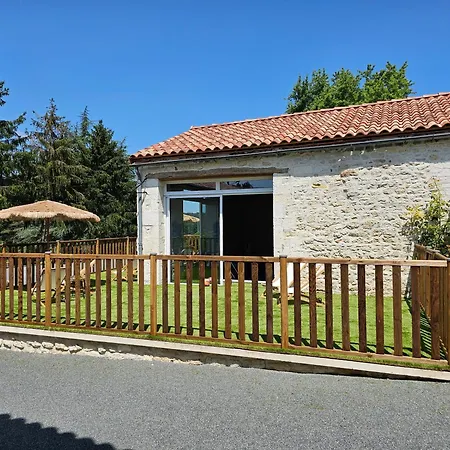 بيت للعطل Domaine De L'agneau *